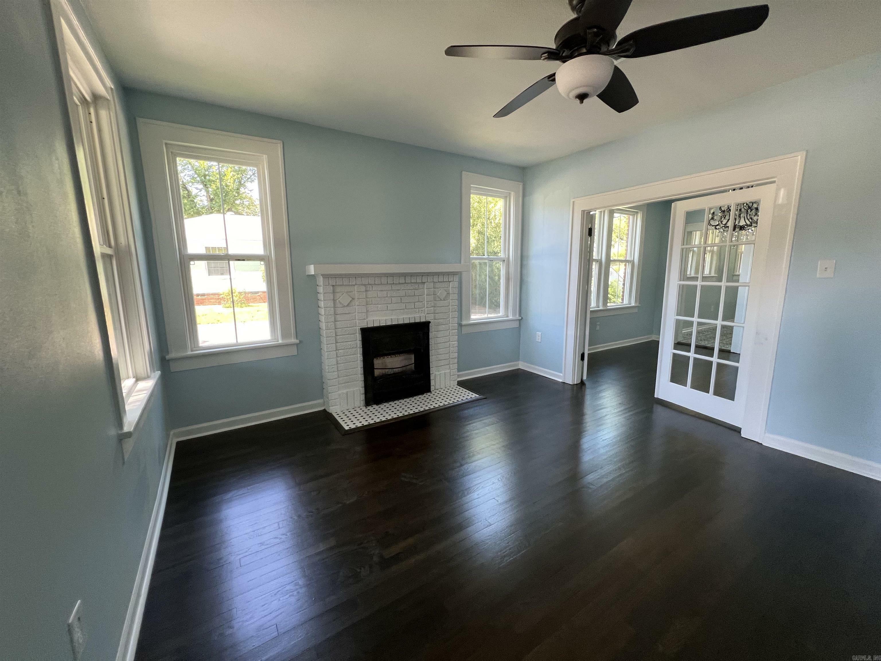 Property Photo:  601 Booker Street  AR 72205 