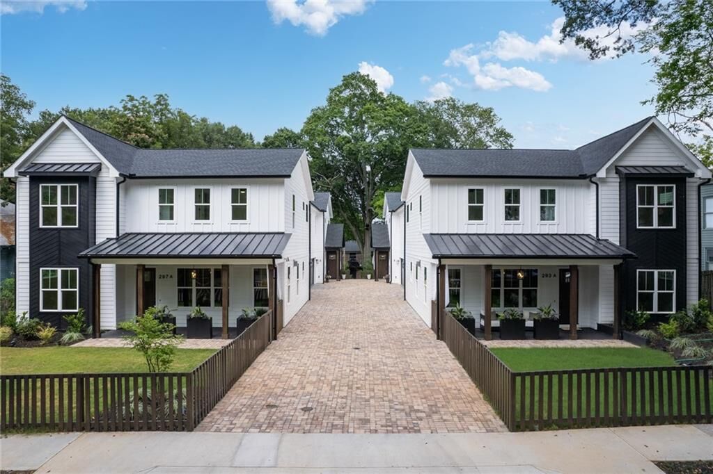 Property Photo:  293 Gordon B  GA 30307 
