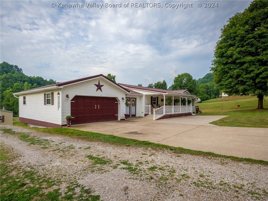 Property Photo:  1532 Heizer Creek Road  WV 25159 