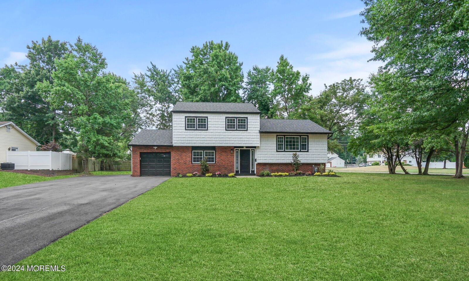 Property Photo:  13 Oxford Road  NJ 07726 