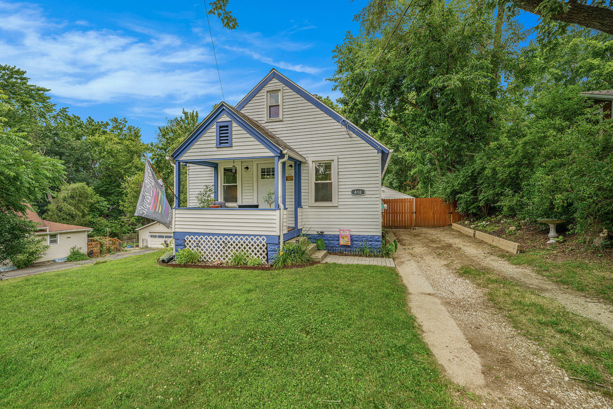 Property Photo:  418 Pierce Avenue  MI 49001 