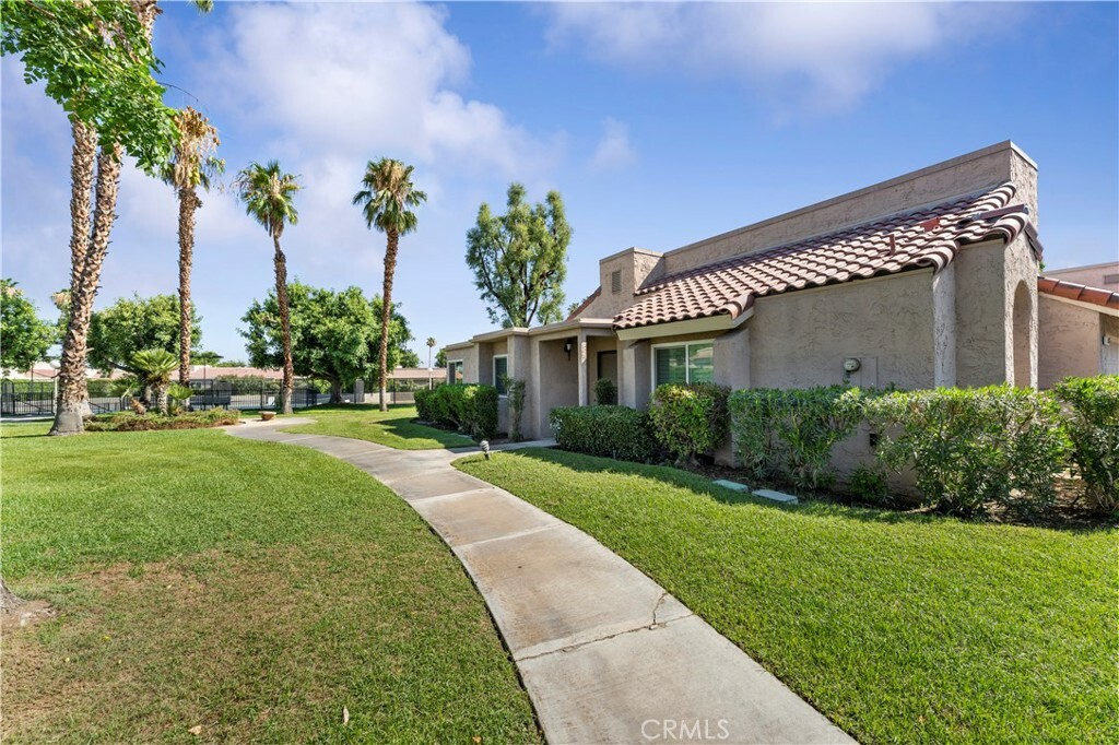 Property Photo:  43905 San Ysidro Circle  CA 92260 