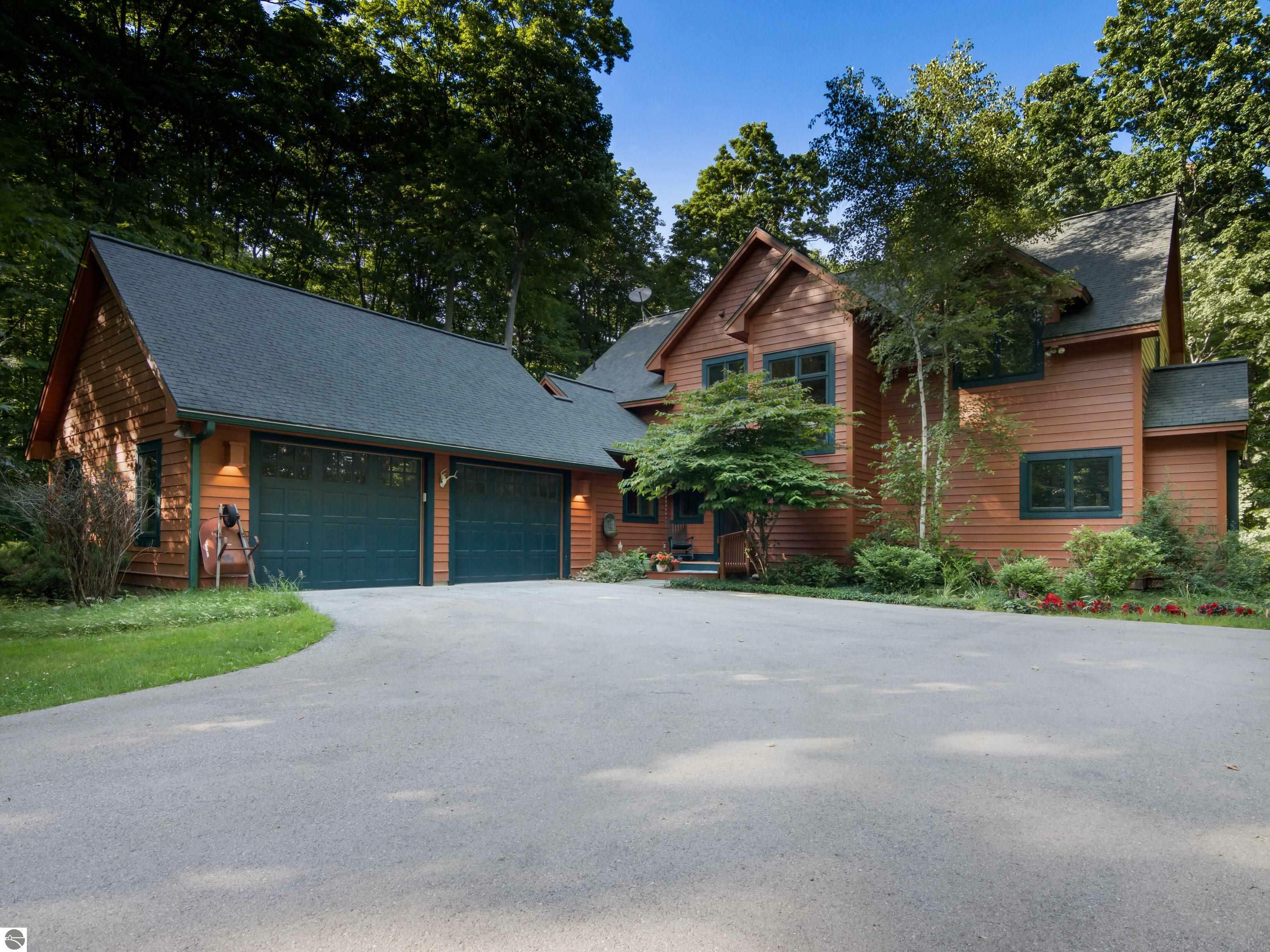 Property Photo:  11202 Golden Valley Drive  MI 49630 