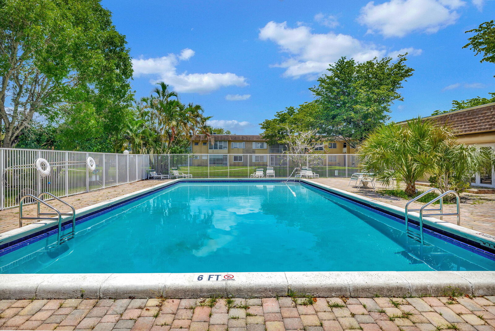 Property Photo:  5120 SW 40 Avenue 2A  FL 33004 