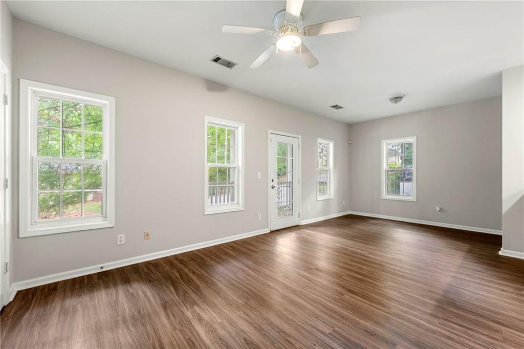 Property Photo:  1153 Lookout Avenue NW B  GA 30318 