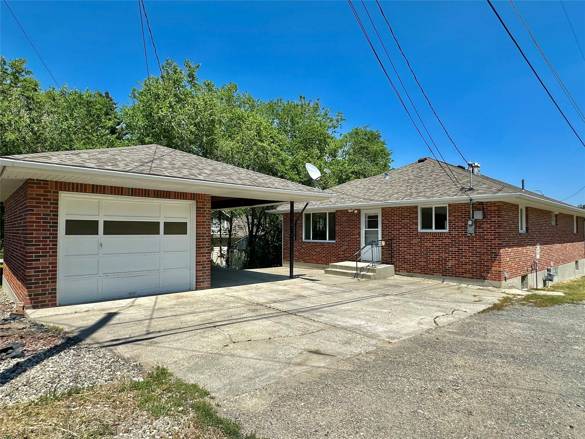 Property Photo:  820 Idaho Avenue  MT 59601 