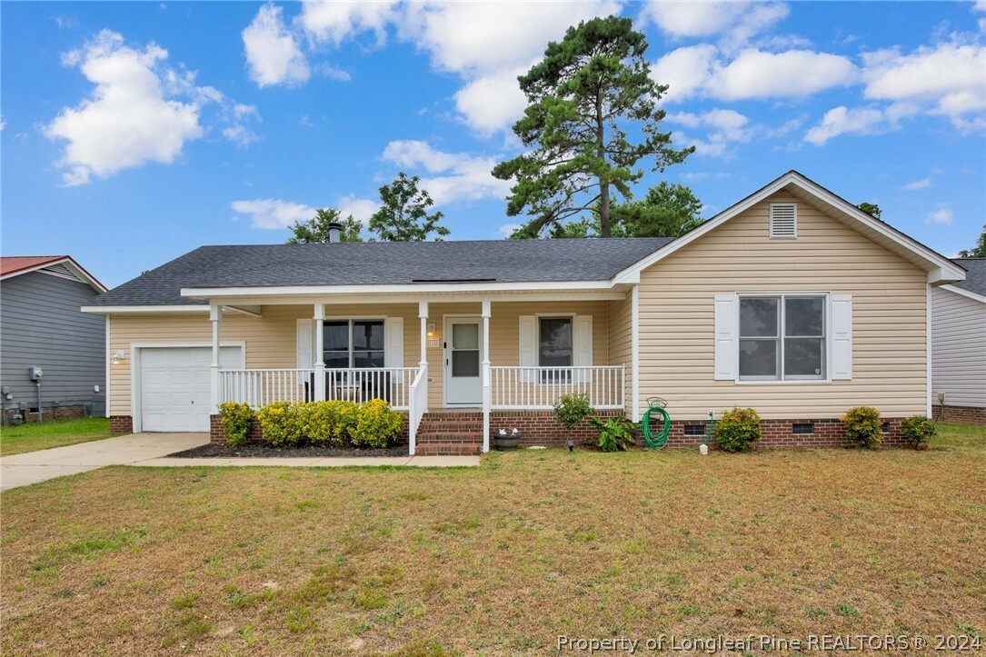 Property Photo:  5036 Tangerine Drive  NC 28304 