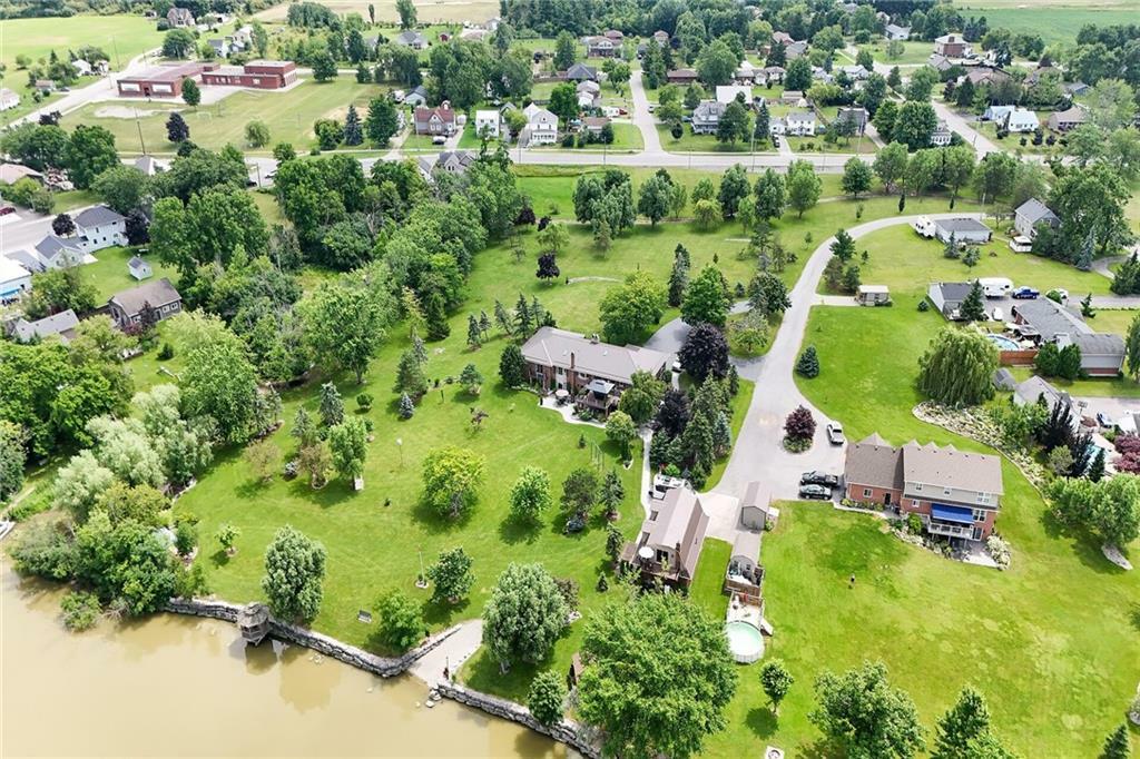 Property Photo: 32 Haldimand Trail ON N1A 1W9