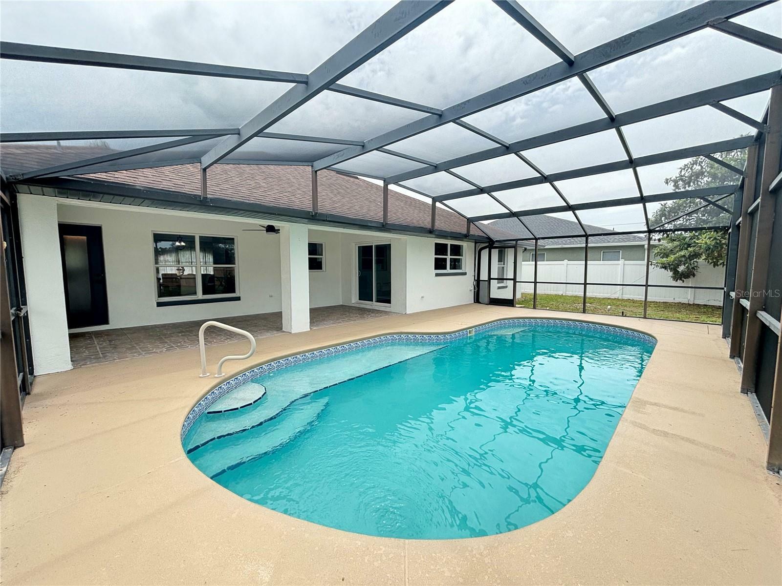 Property Photo:  572 Blackstone Avenue  FL 32725 