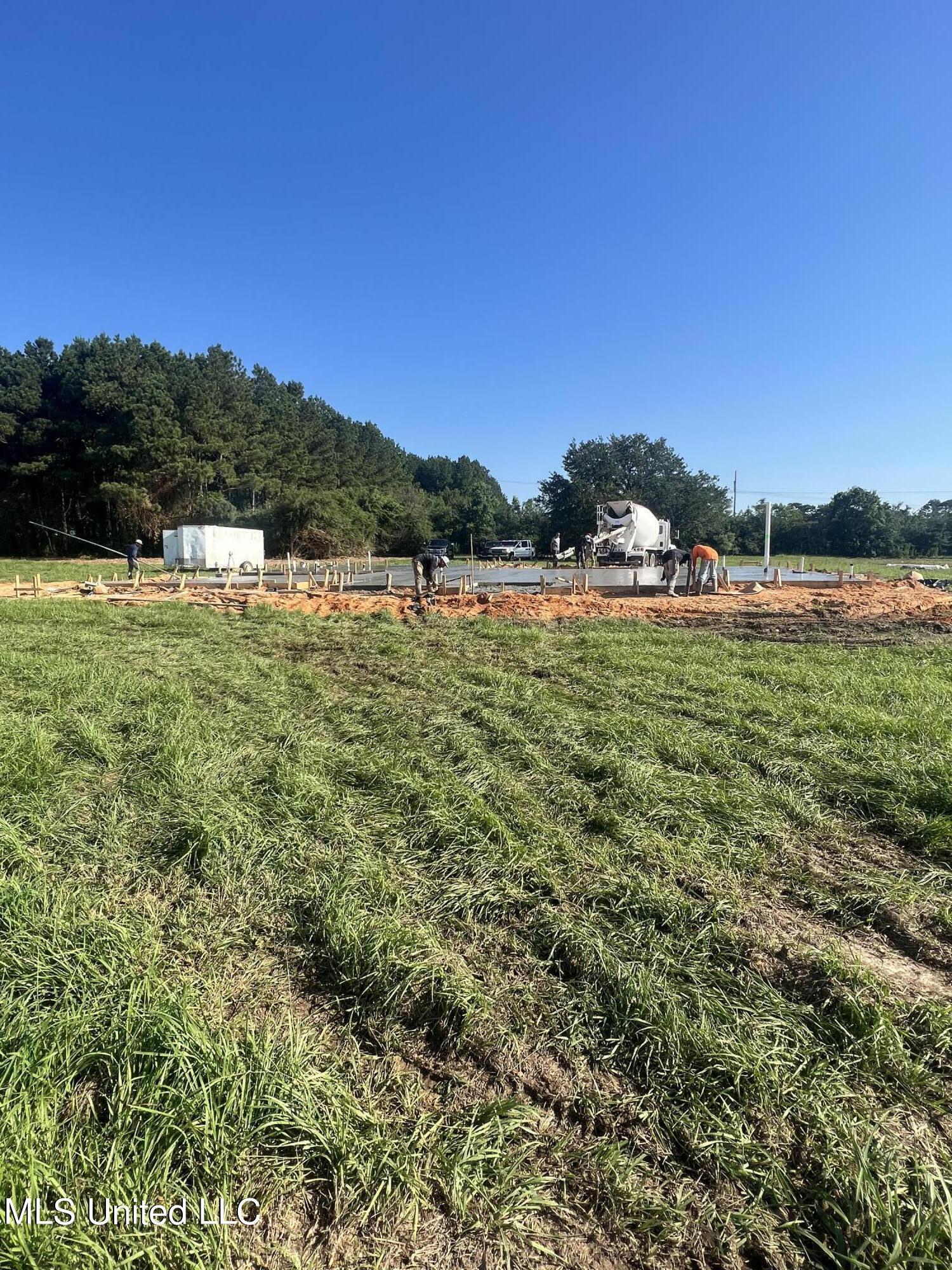 Property Photo: 22 W Lookout Drive MS 39426