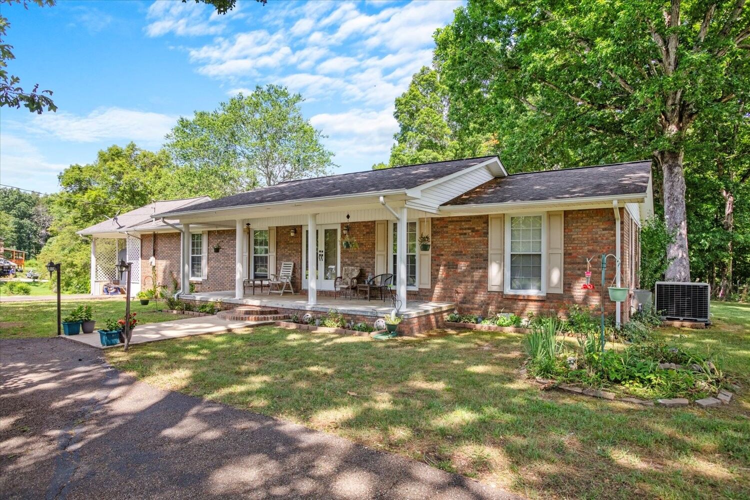 Property Photo:  1314 Chisholm Rd  TN 38452 