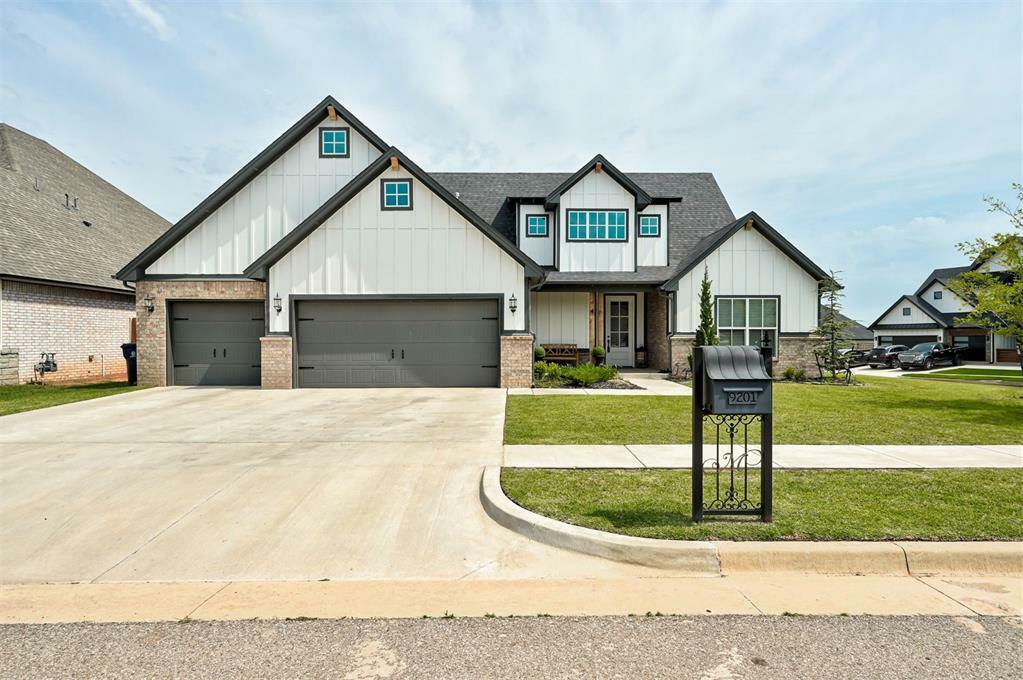 Property Photo:  9201 NW 148th Street  OK 73099 