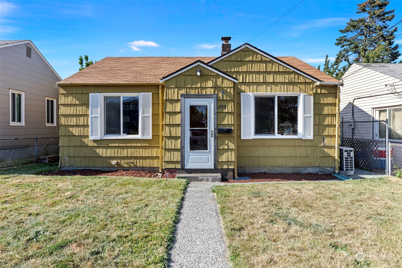 Property Photo:  2317 S 17th Street  WA 98405 