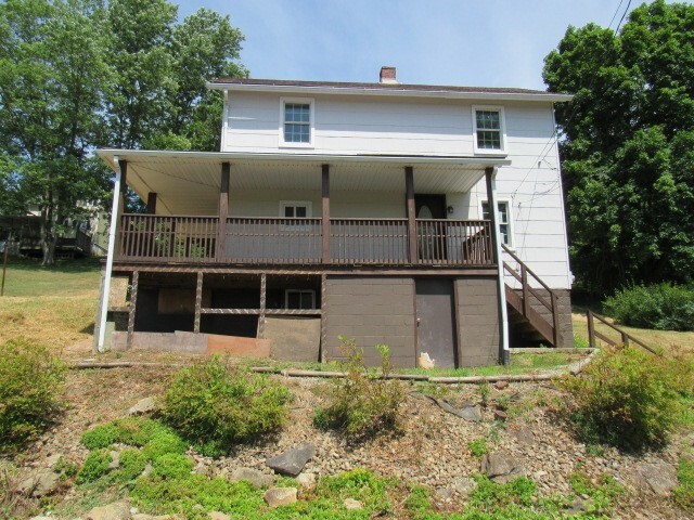 Property Photo:  338 Mineral Street  PA 15642 