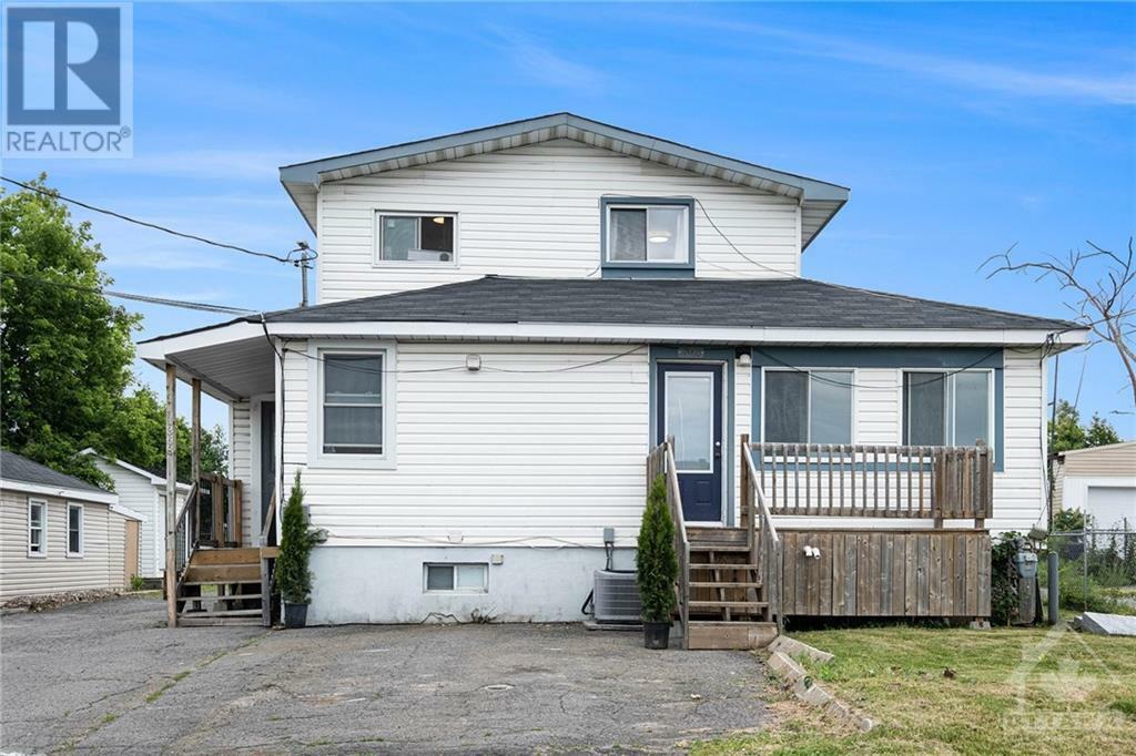 Photo de la propriété:  1368 Labrie Avenue  ON K1B 3M1 