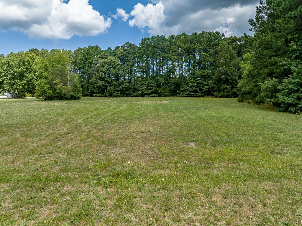 Property Photo:  13 Red Bank Ln  VA 23410 