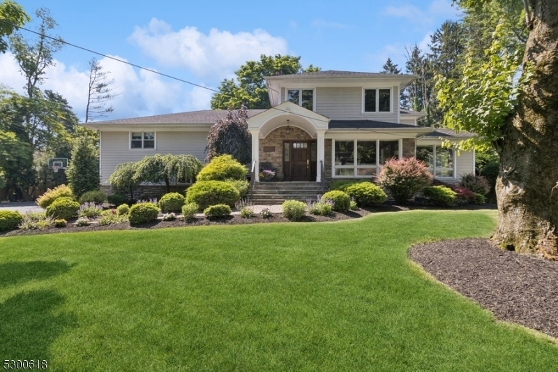 Property Photo: 10 Pine Ct NJ 07090