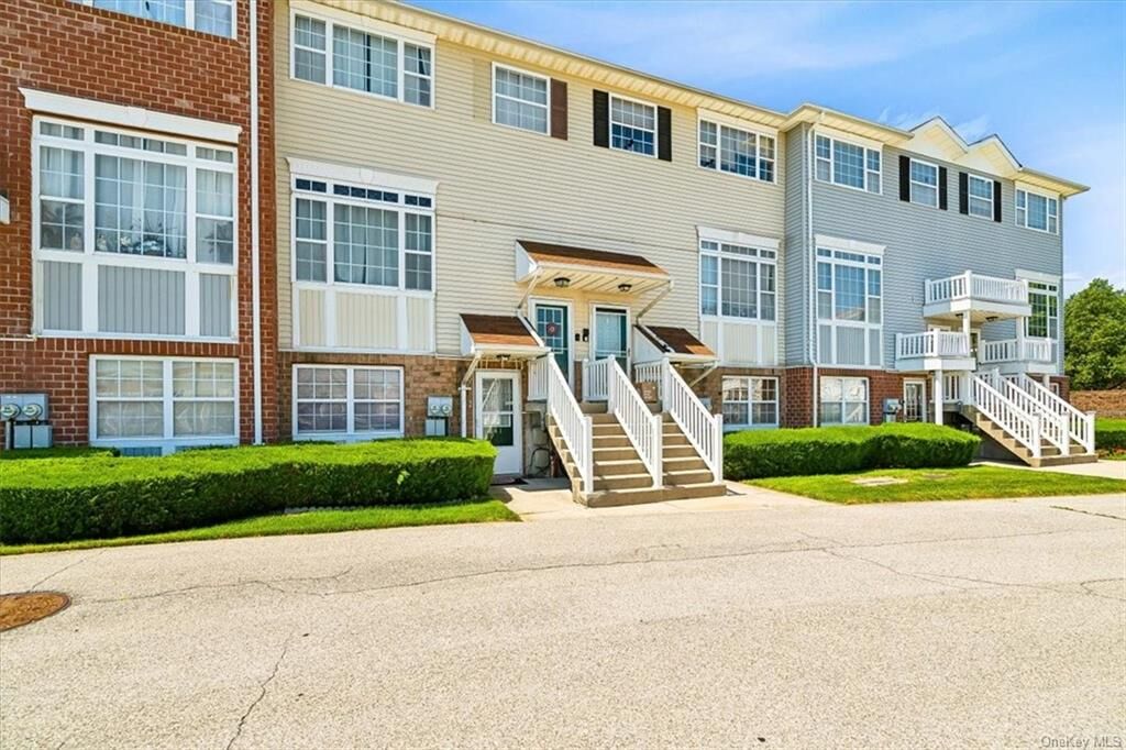 Property Photo:  143 Surf Drive 44  NY 10473 