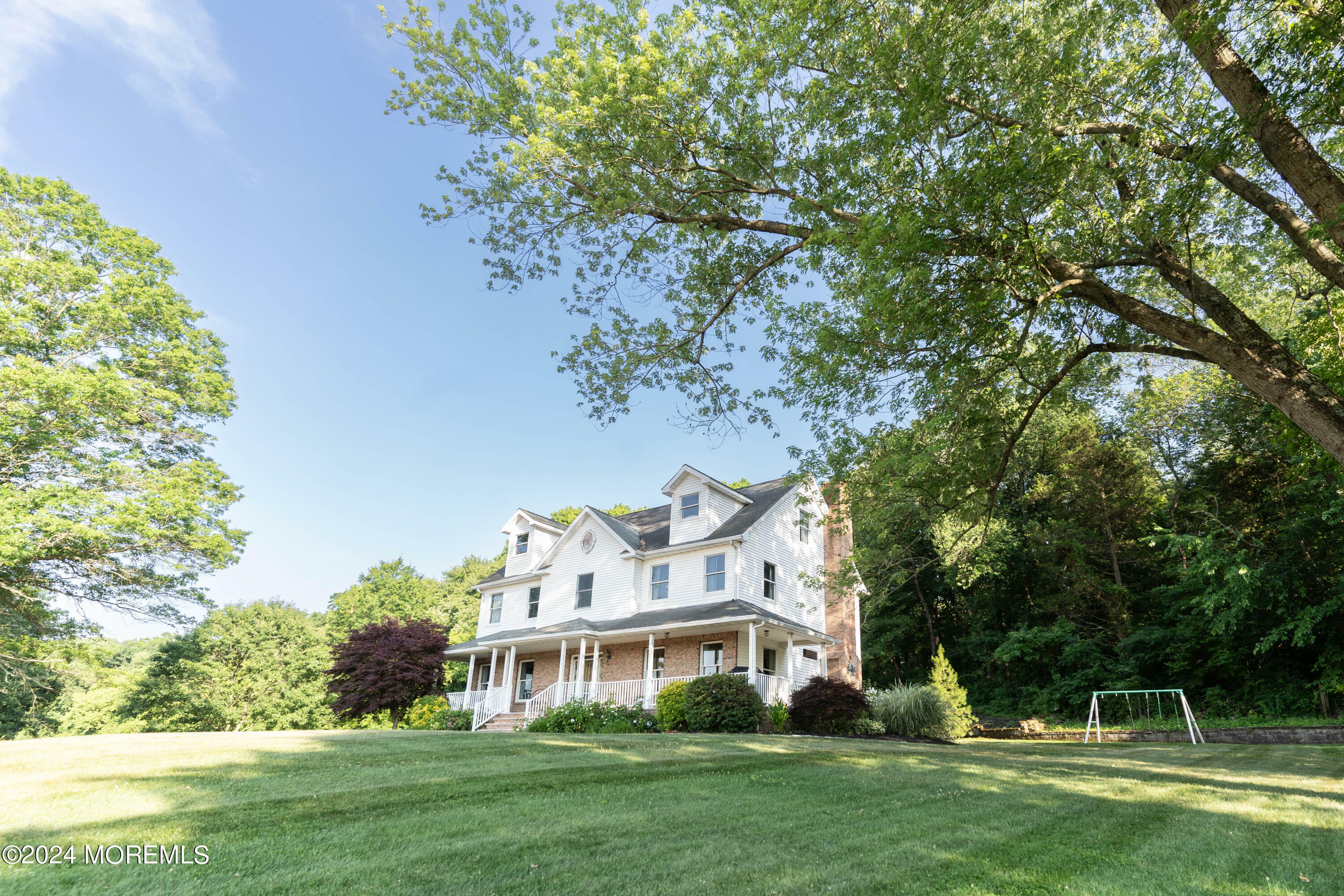 Property Photo:  79 Burlington Path Road  NJ 08514 