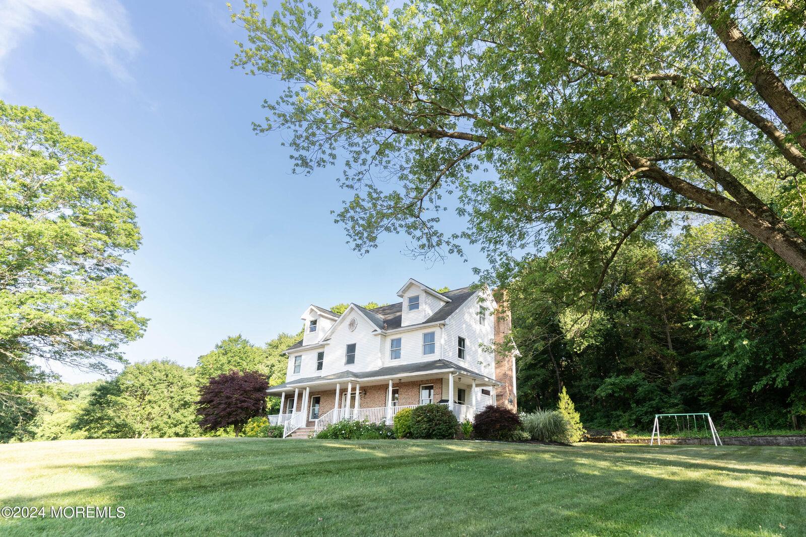 Property Photo:  79 Burlington Path Road  NJ 08514 