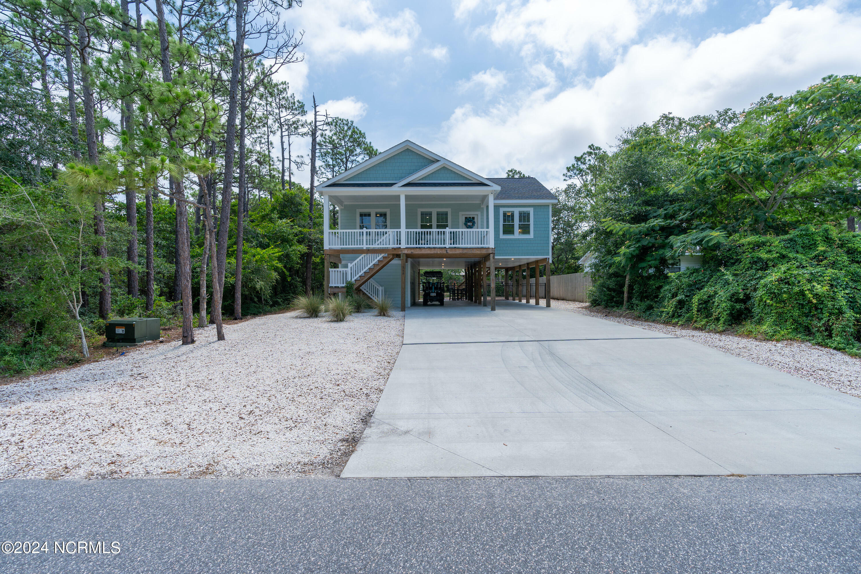 Property Photo:  160 NW 6th Street  NC 28465 