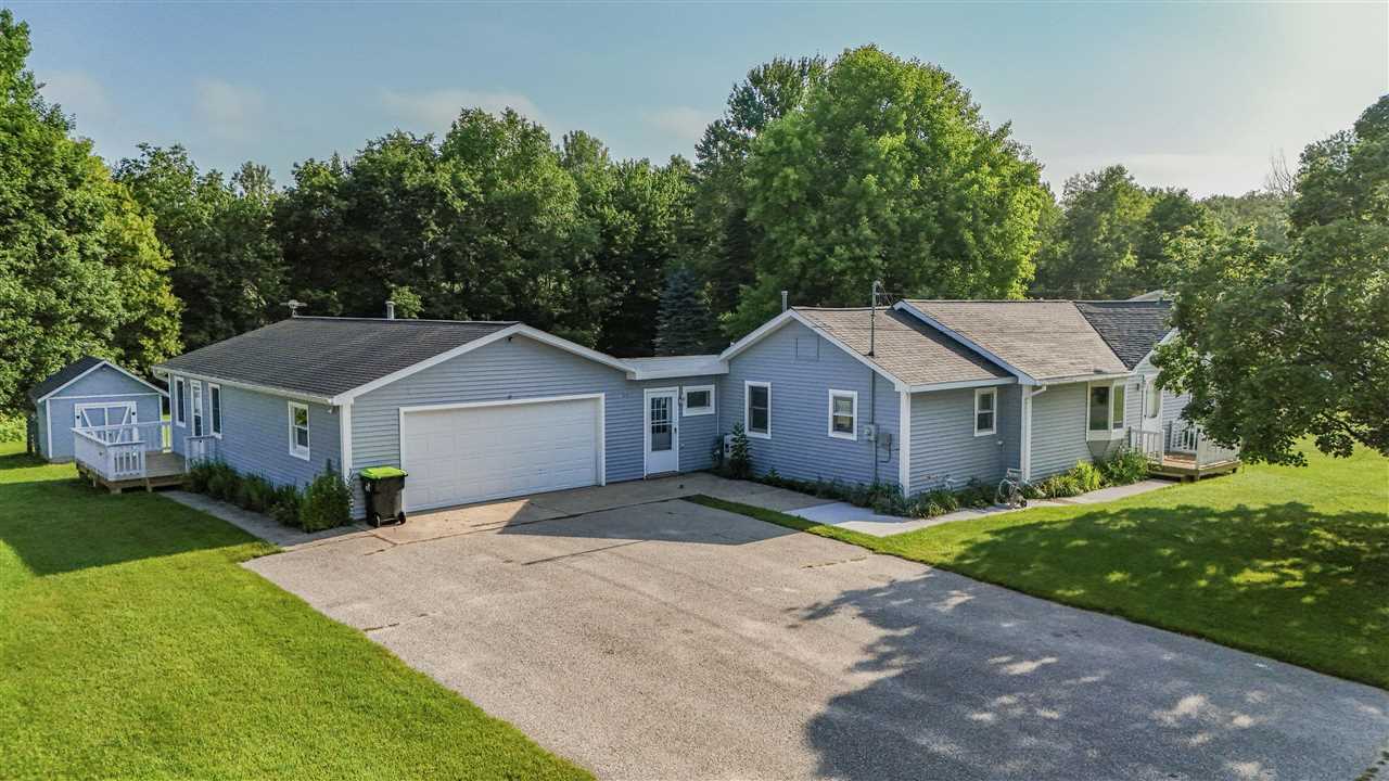 Property Photo: 1029 E Main MI 49712