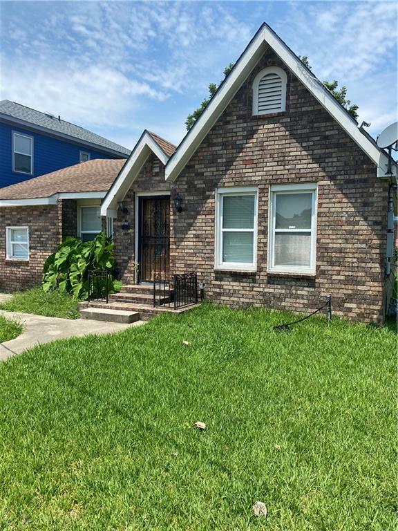 Property Photo:  2428 Independence Street  LA 70117 