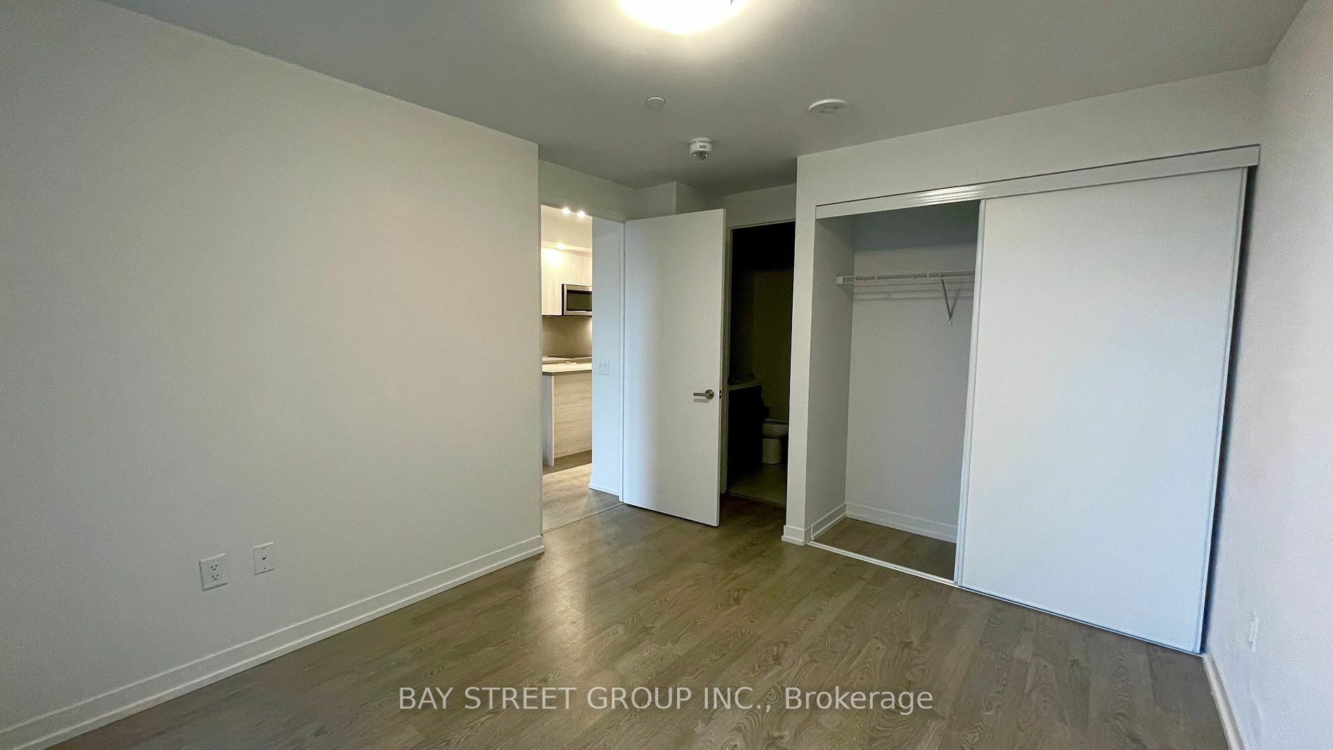 Property Photo:  8868 Yonge St 805E  ON L4C 1Z8 