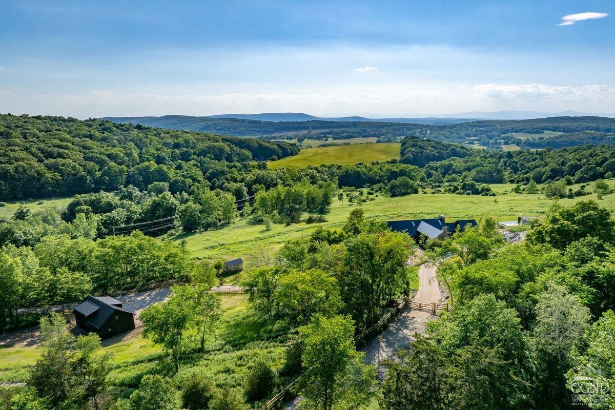 Property Photo: 25 Winchell Trail NY 12567