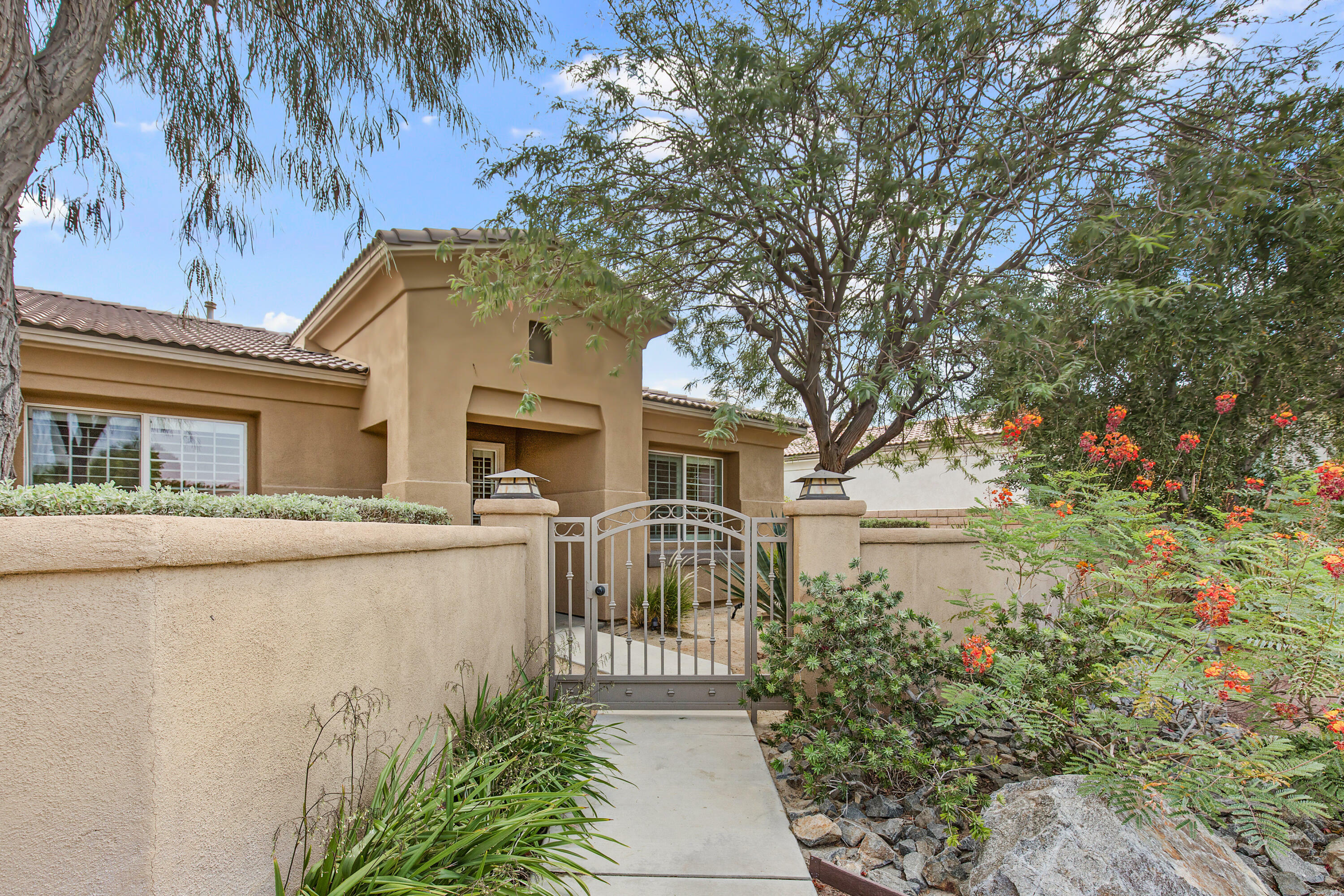 Property Photo:  119 Traviso Drive  CA 92211 