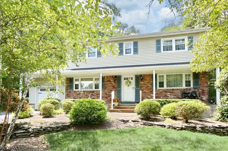 Property Photo: 21 Kraft Pl NJ 07456