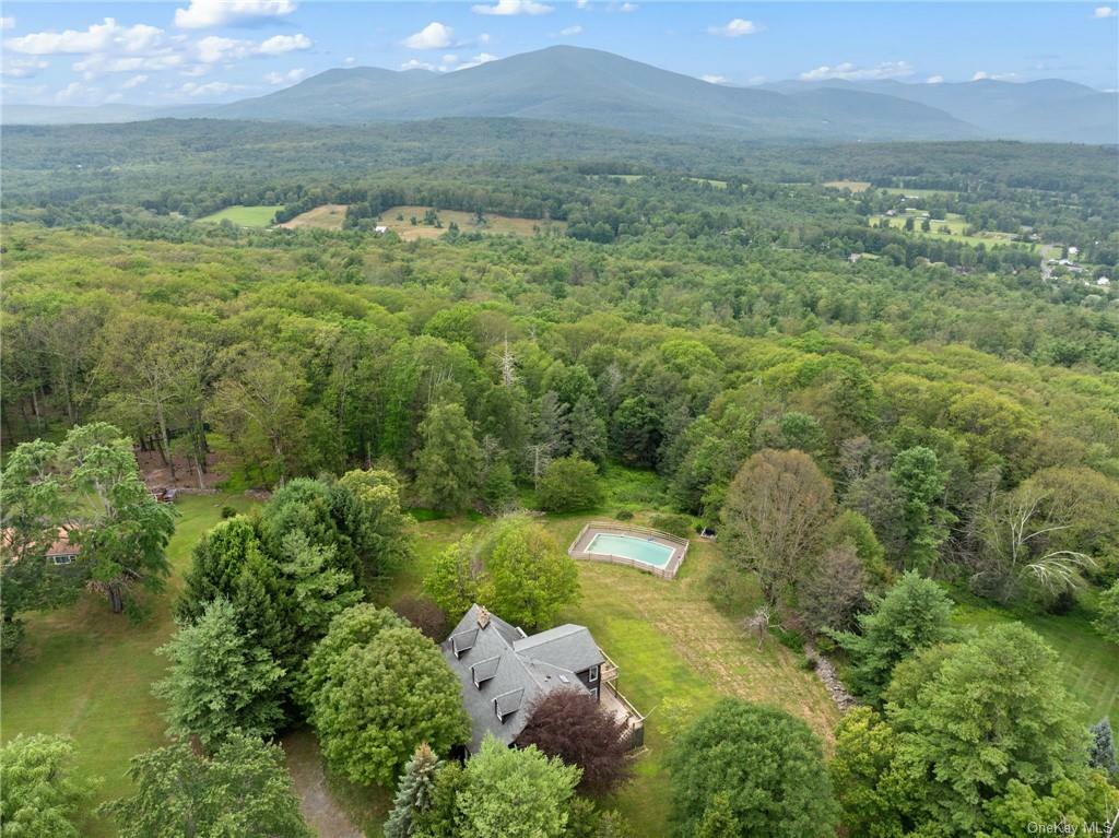 Property Photo:  90 Highland Road  NY 12484 