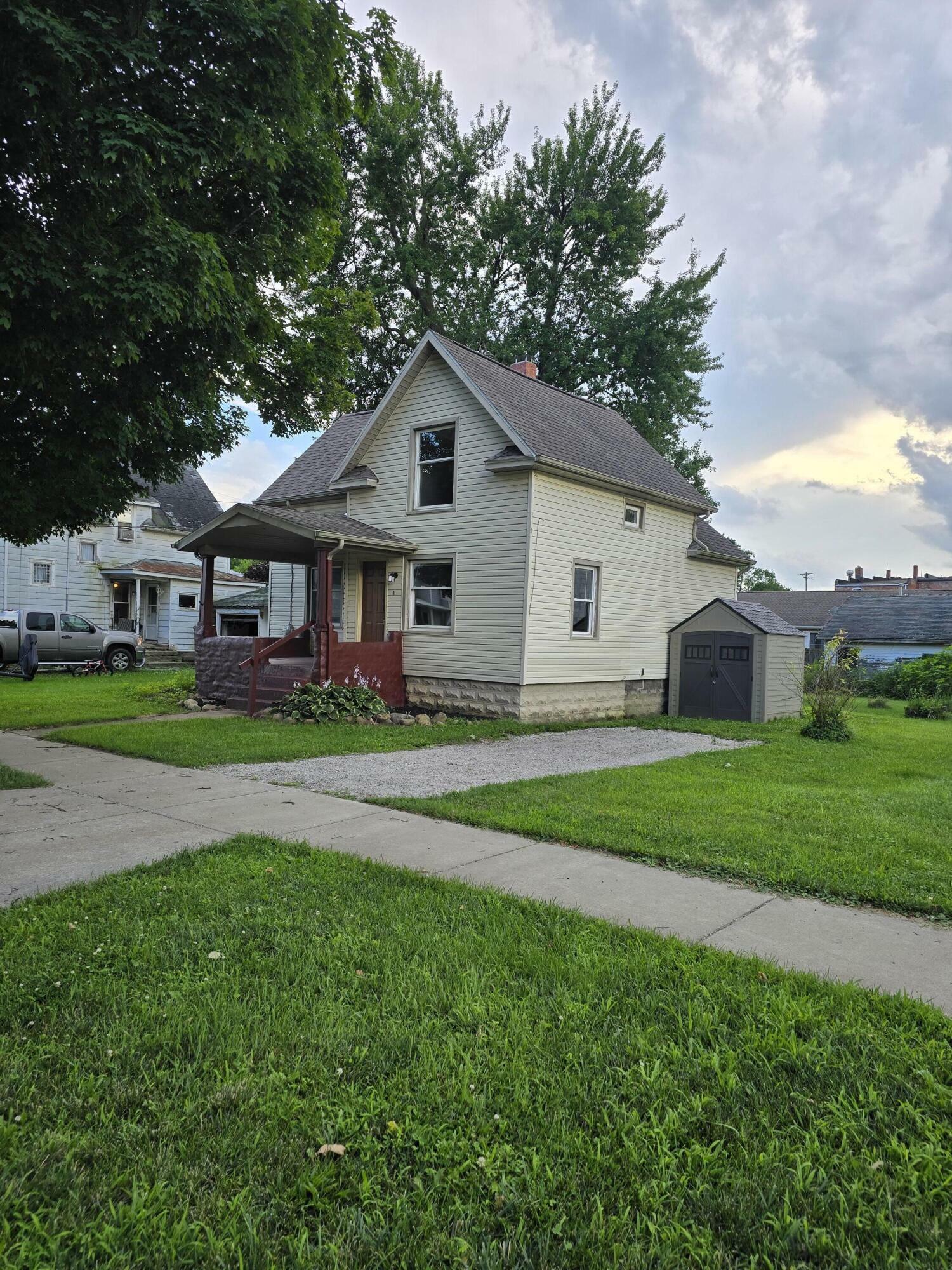 Property Photo:  110 Chestnut Street  MI 49274 