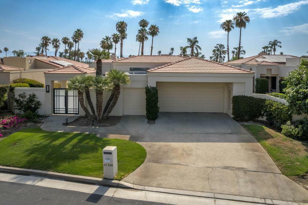 Property Photo:  44838 Turnberry Lane  CA 92210 