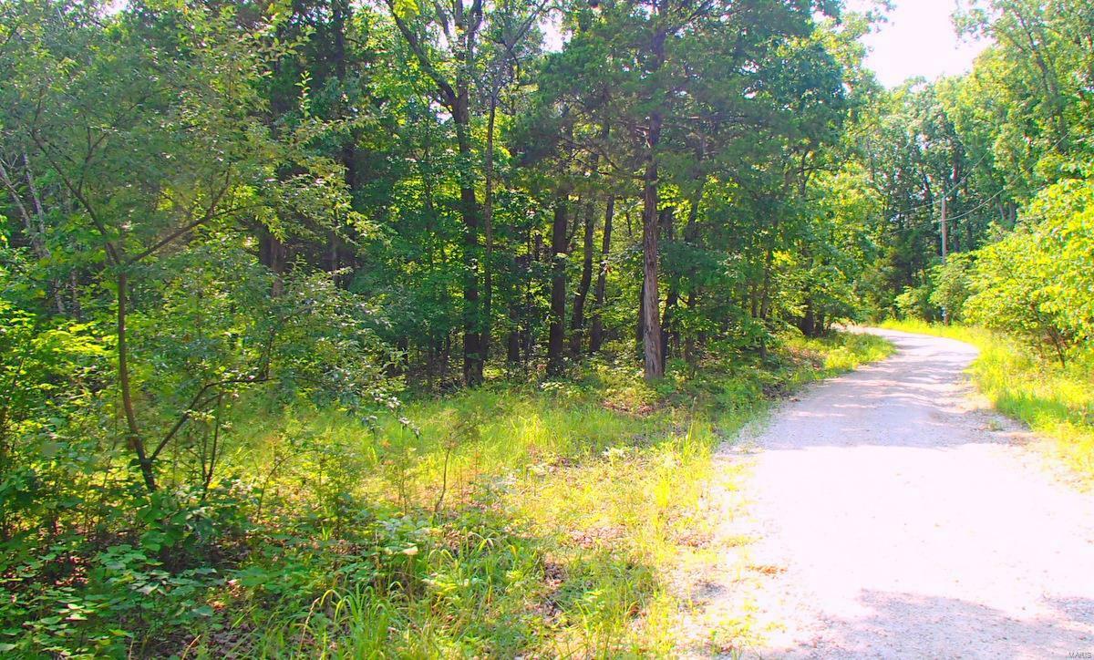 Property Photo:  1 Watts Ridge Drive  MO 63072 