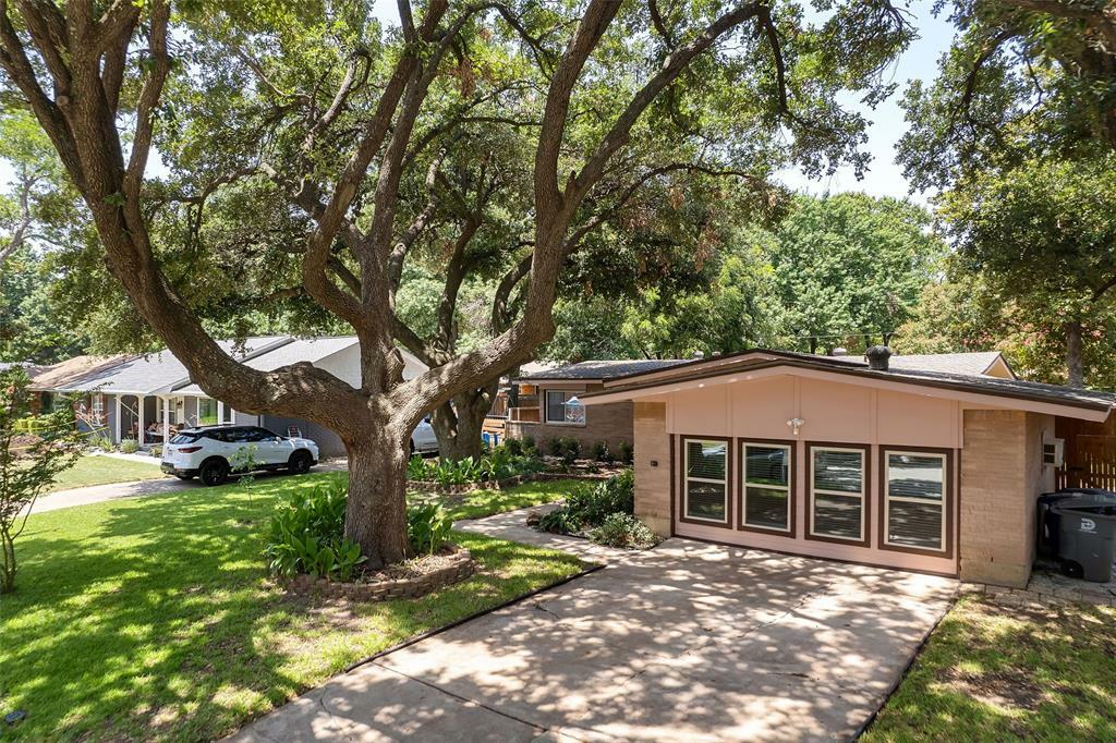 Property Photo:  7329 Edgerton Drive  TX 75231 