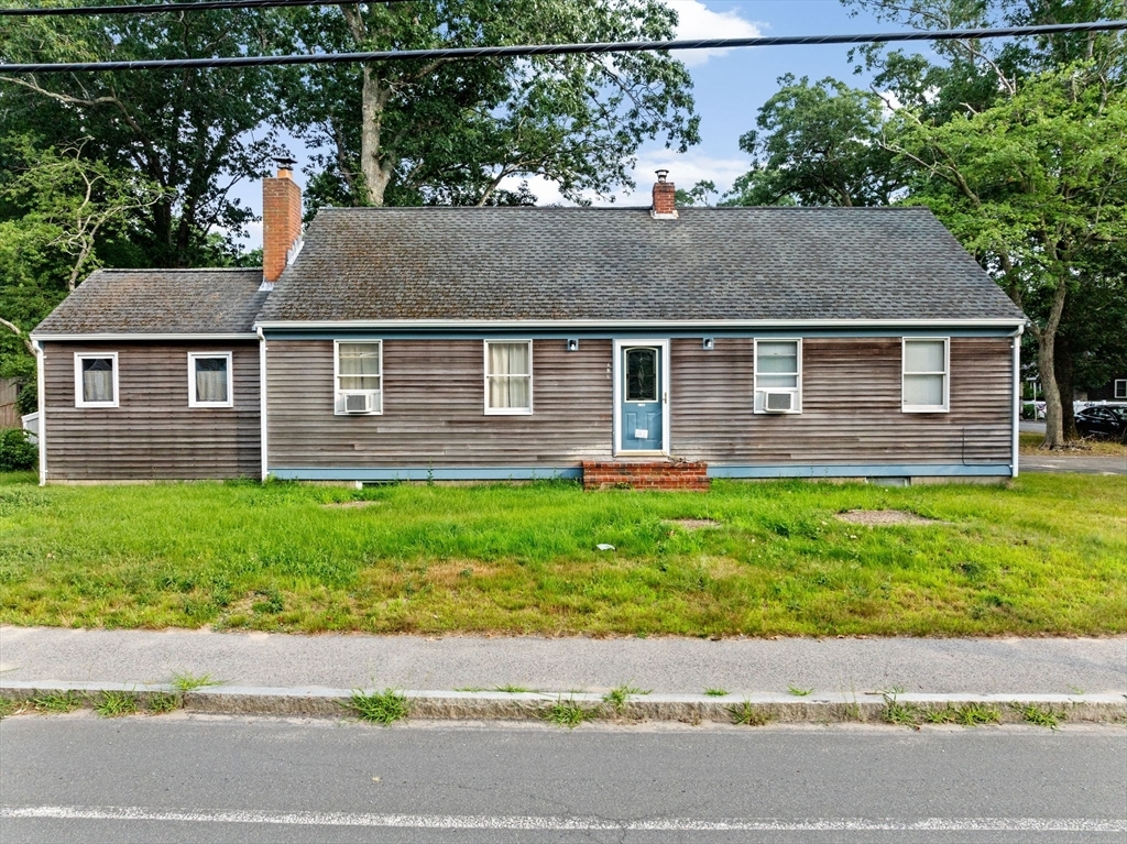 Property Photo:  275 Careswell  MA 02050 