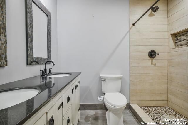 Property Photo: 8406 Echo Creek TX 78240