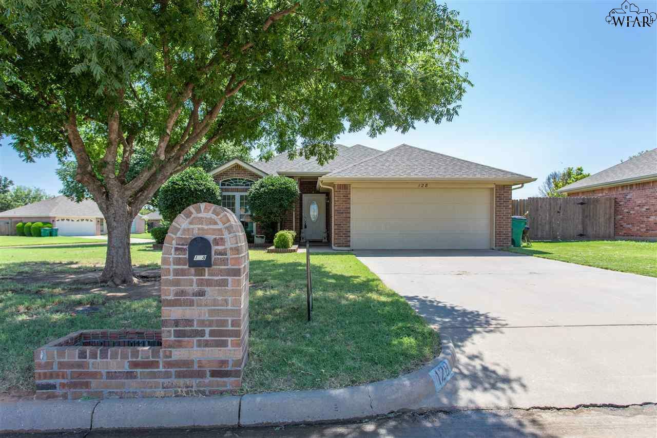 Property Photo:  128 Garrett Street  TX 76354 