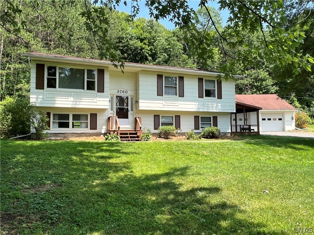 Property Photo:  3760 McGraw Marathon Road  NY 13101 