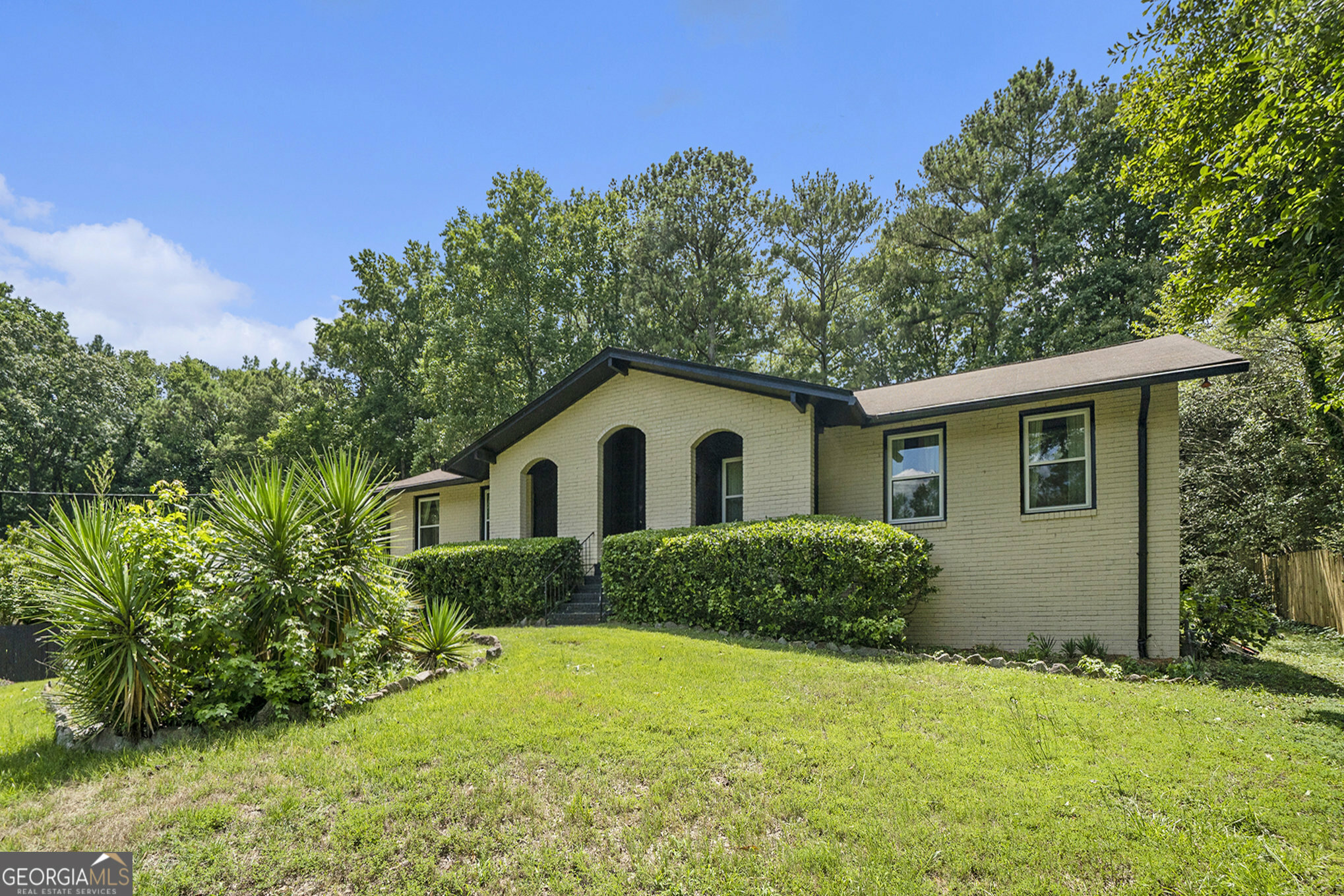 Property Photo:  1619 Laurens Drive W  GA 30311 