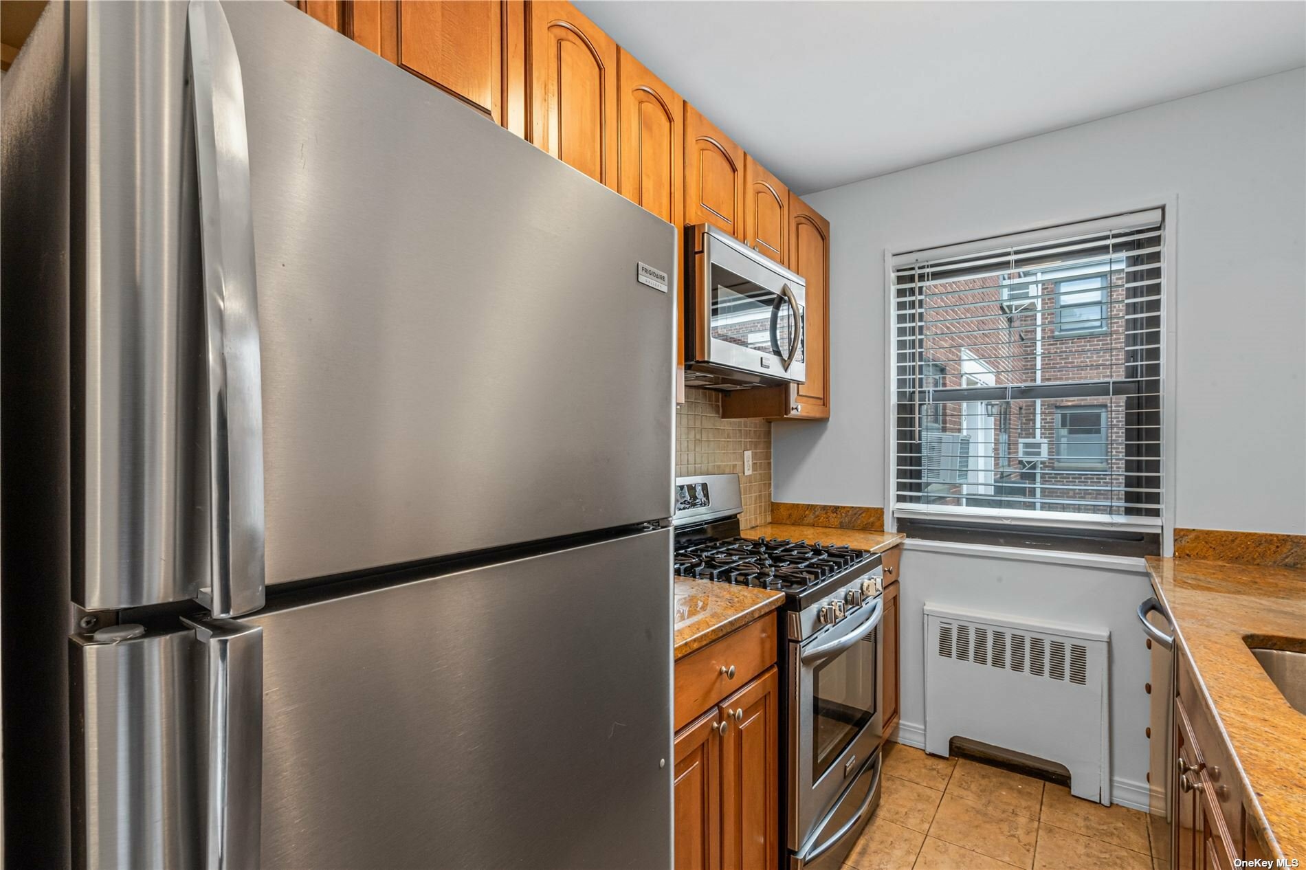 Property Photo:  163-39 Willets Point Boulevard 5-173  NY 11357 