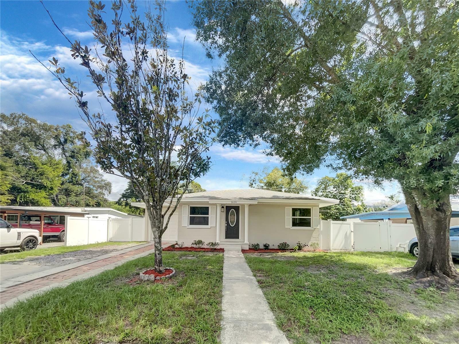 Property Photo:  1620 Huntington Street  FL 33801 