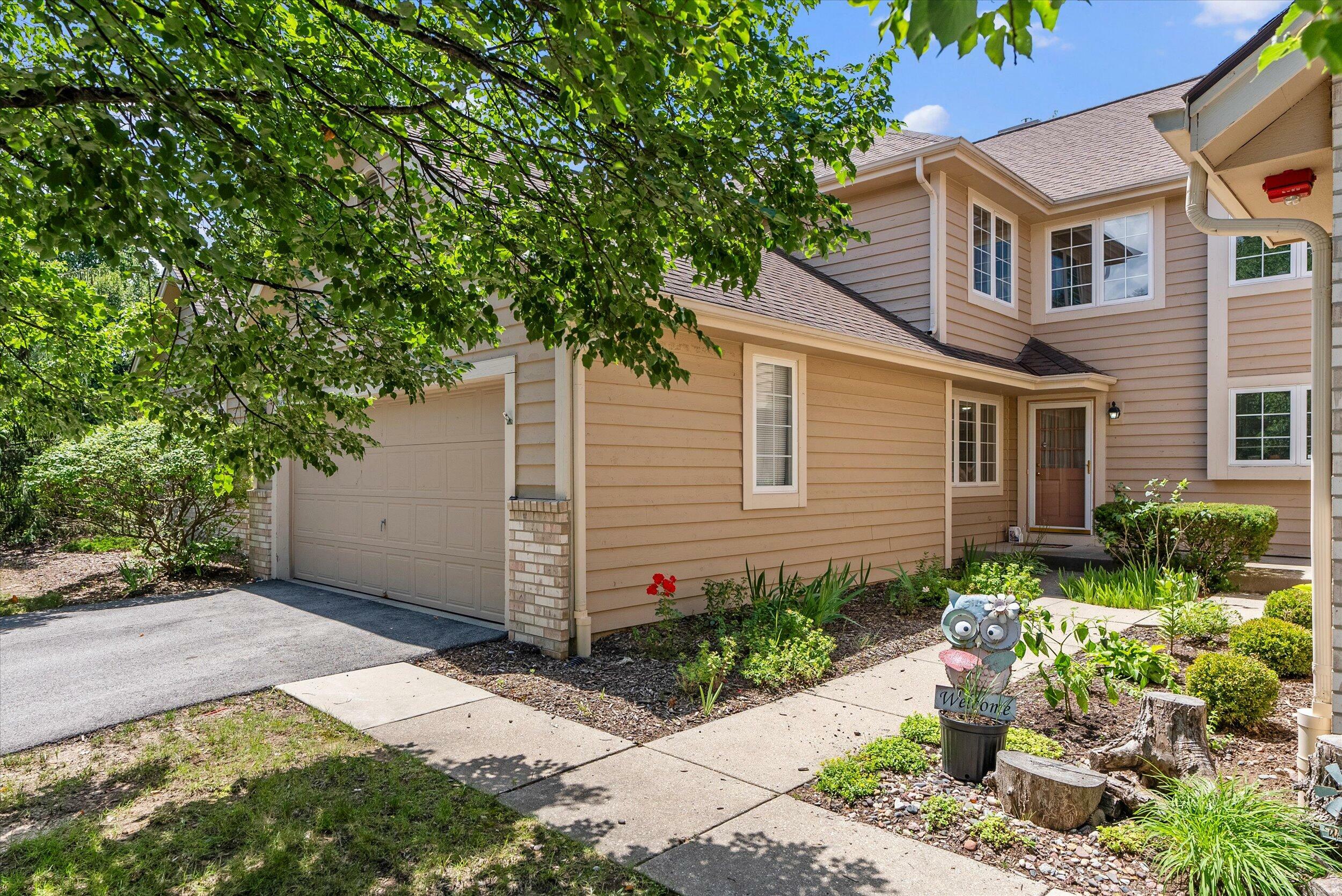 Property Photo: 2985 River Birch Dr B WI 53045