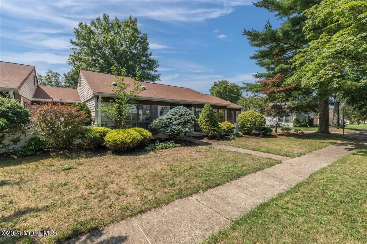 Property Photo:  609B Devonshire Lane  NJ 08759 