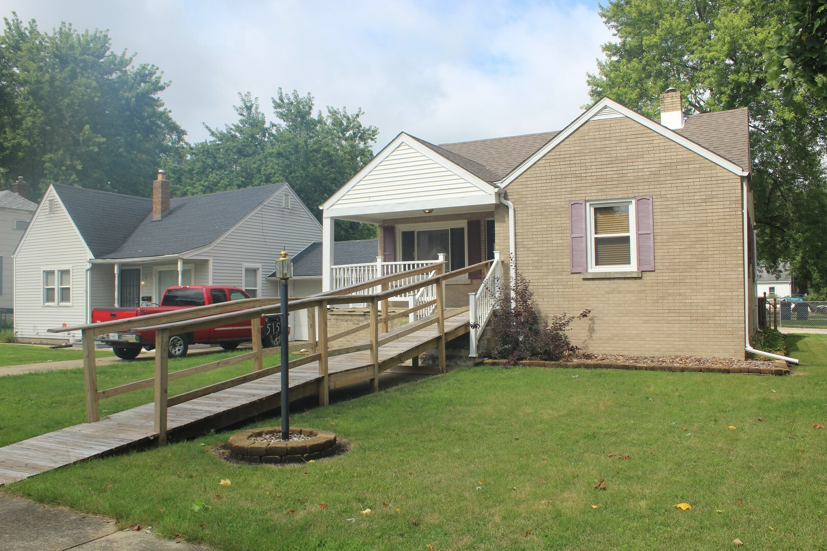 Property Photo:  515 S Tanner Avenue  IL 60901 