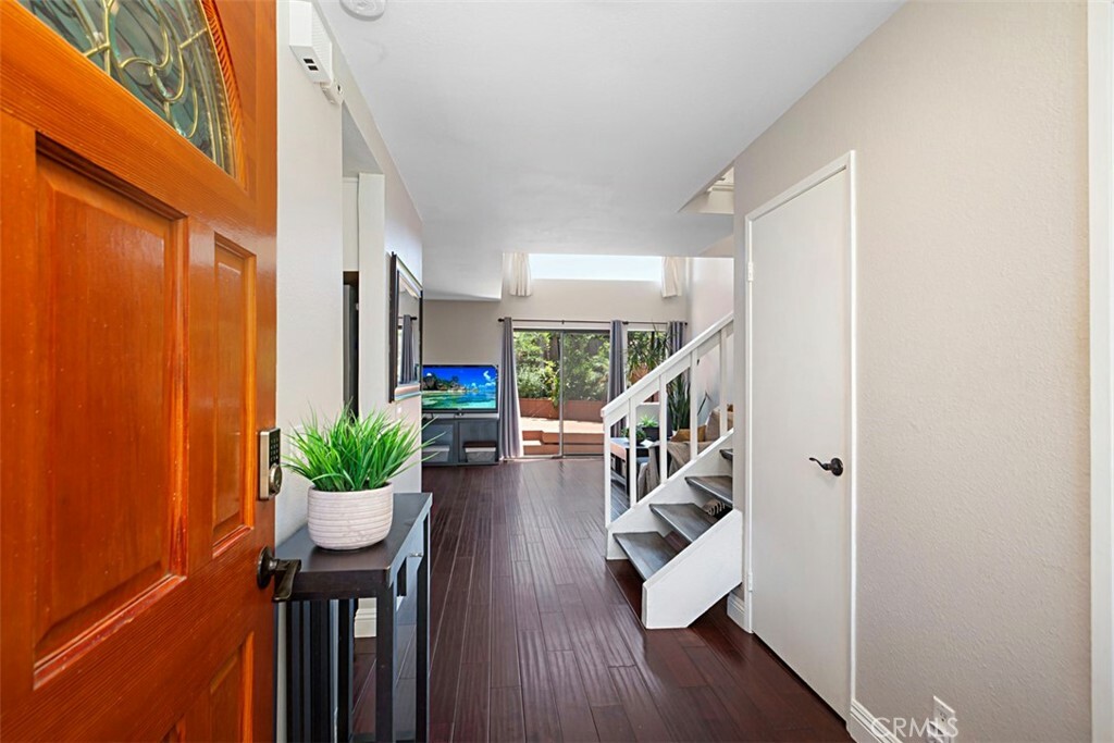 Property Photo:  5222 Walnut Avenue 7  CA 92604 