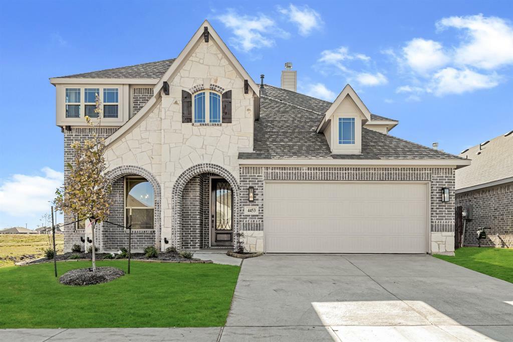 Property Photo: 4453 Blue Mist Drive TX 76036