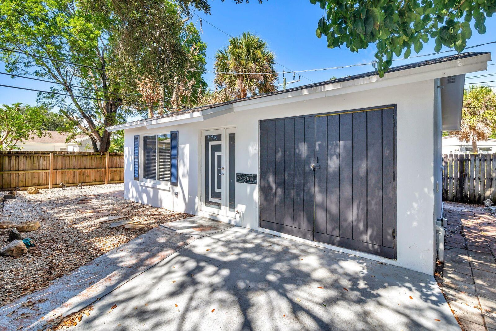 Property Photo:  3217 S Olive Avenue 1/2  FL 33405 