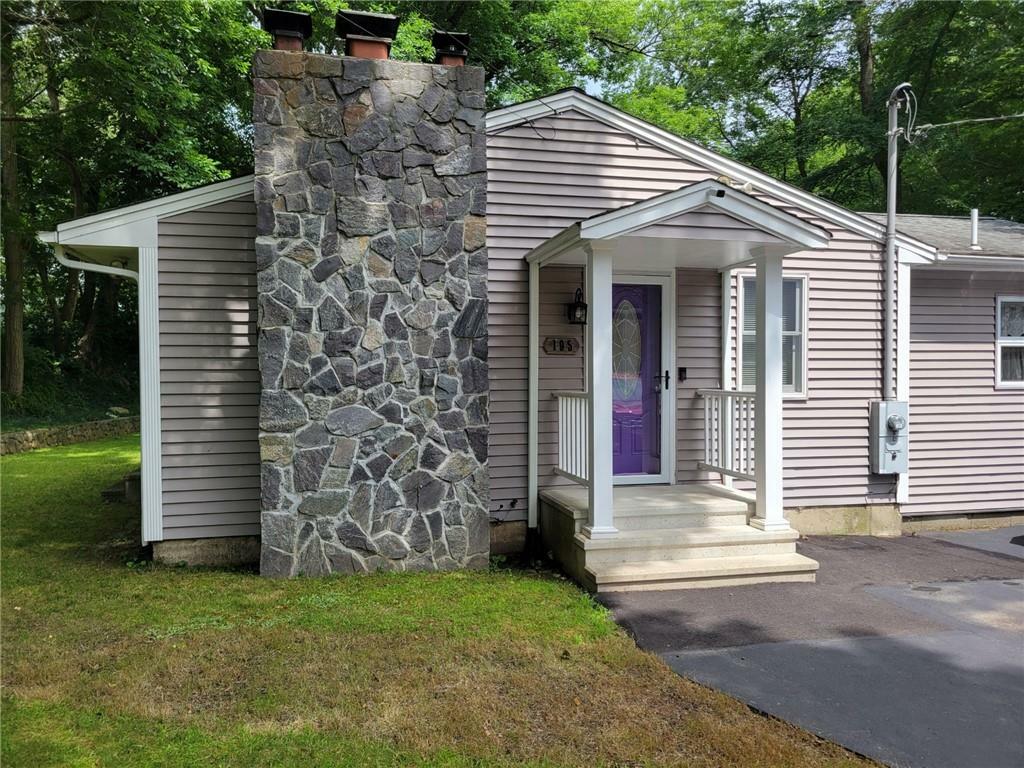 Property Photo:  195 Log Road  RI 02917 